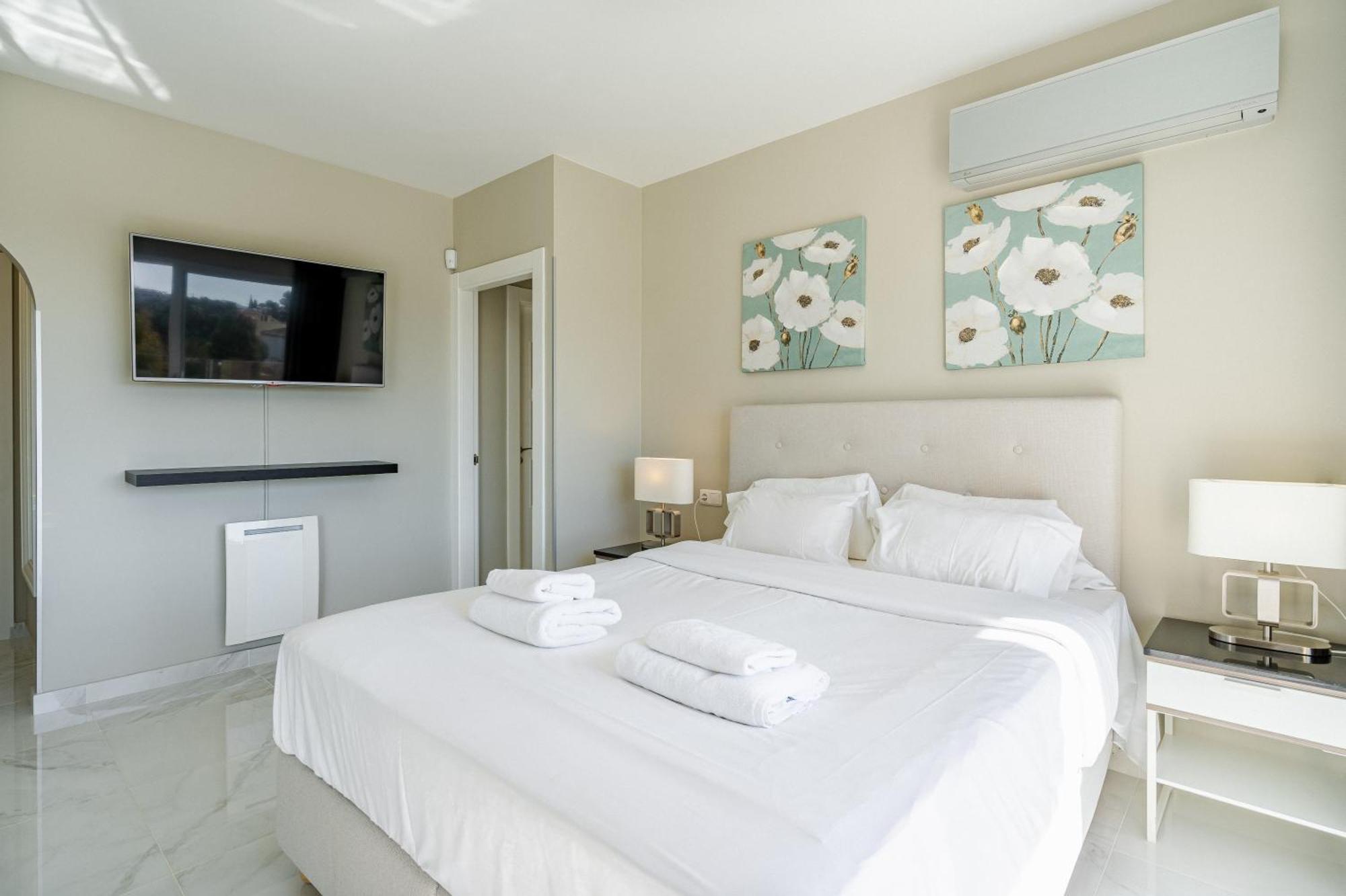Private Luxurious Hillside Villa With Pool & Sea Views For 8 To 10 Ppl Fuengirola Exteriér fotografie