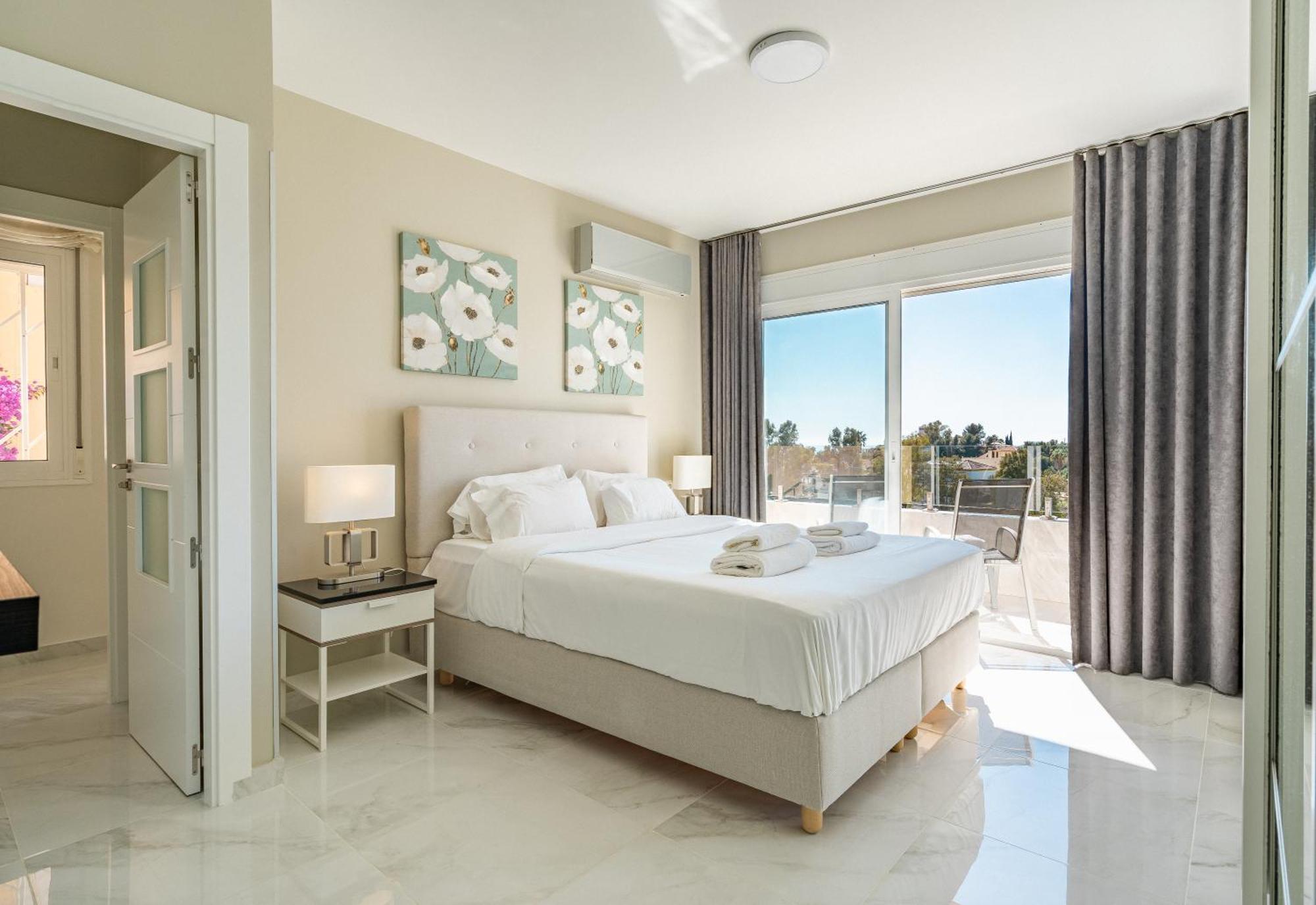 Private Luxurious Hillside Villa With Pool & Sea Views For 8 To 10 Ppl Fuengirola Exteriér fotografie
